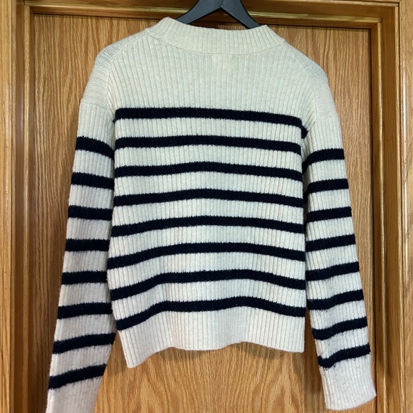 Mock Neck Navy Blue and White Striped Sweater - H&M Size M - Picture 3 of 4